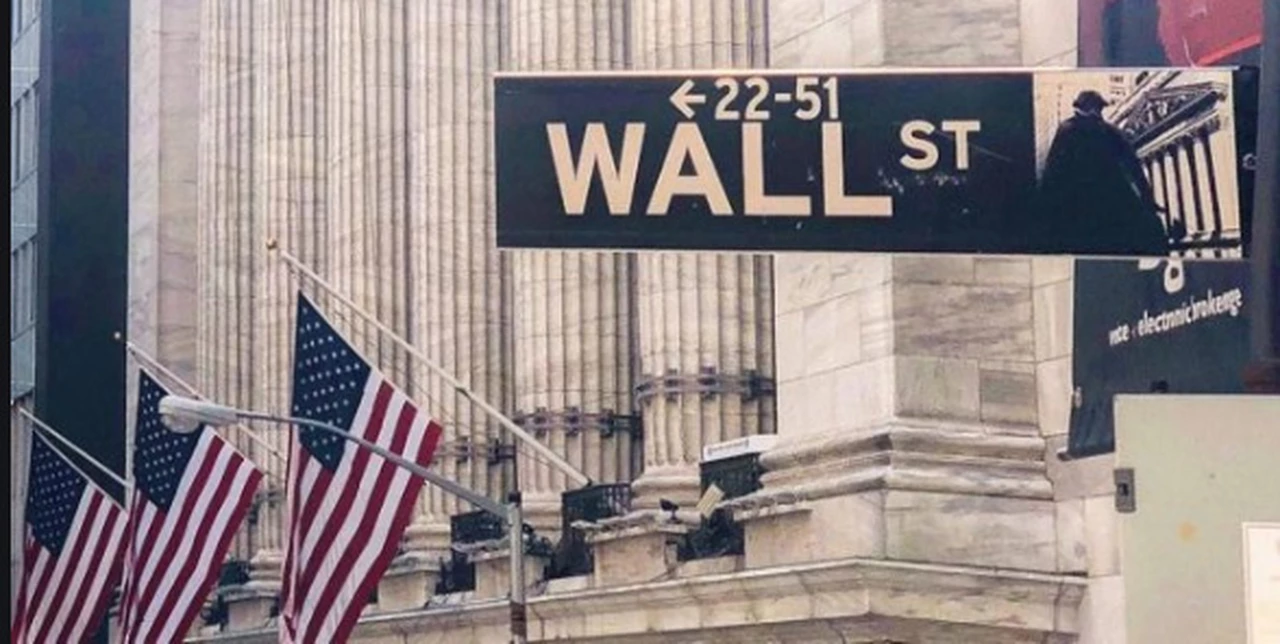 Wall Street espera tener al 61% de sus empleados en las oficinas en setiembre
