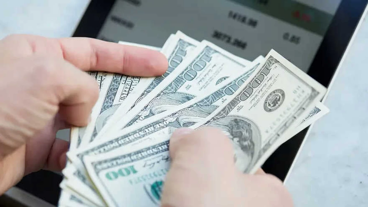 El dólar blue operó a $180 mientras el contado con liqui marcó un nuevo récord a pesar de las medidas de Guzmán
