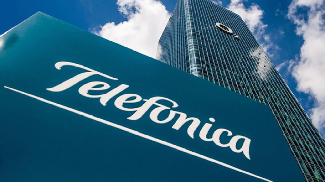 Telefónica probará la semana laboral de 4 días tras llegar a un acuerdo con sindicatos