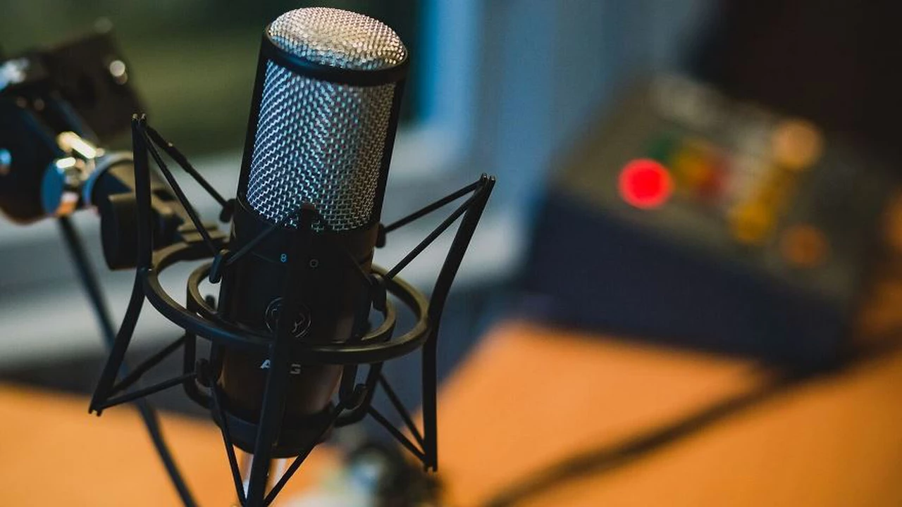 ¿Se vende radio Metro?: los conductores más fuertes de la emisora definen su futuro