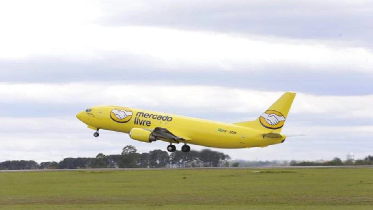 Está aerolínea podría ser operador exclusivo de carga para Mercado Libre