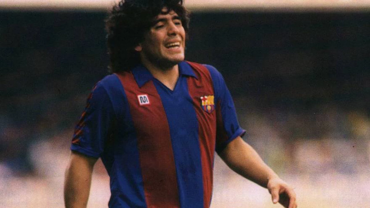 Diez anécdotas poco conocidas de Maradona en el Barcelona