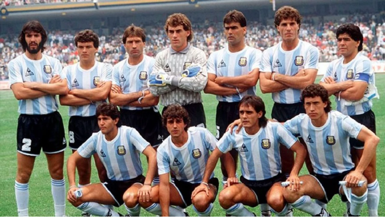 Cómo era vivir y dormir con Maradona en la Selección del 86