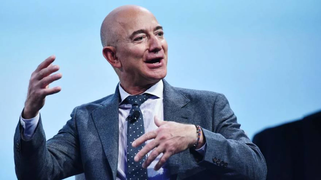 Jeff Bezos anunció retiro como CEO de Amazon: cómo pasó de empleado de McDonald's a rey del ecommerce
