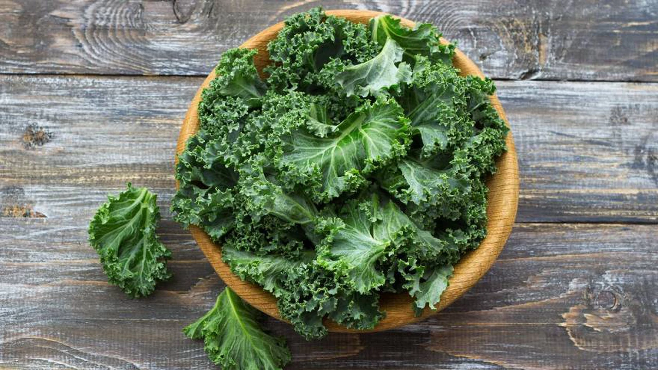 Kale: los beneficios de comer este vegetal que se ha puesto de moda
