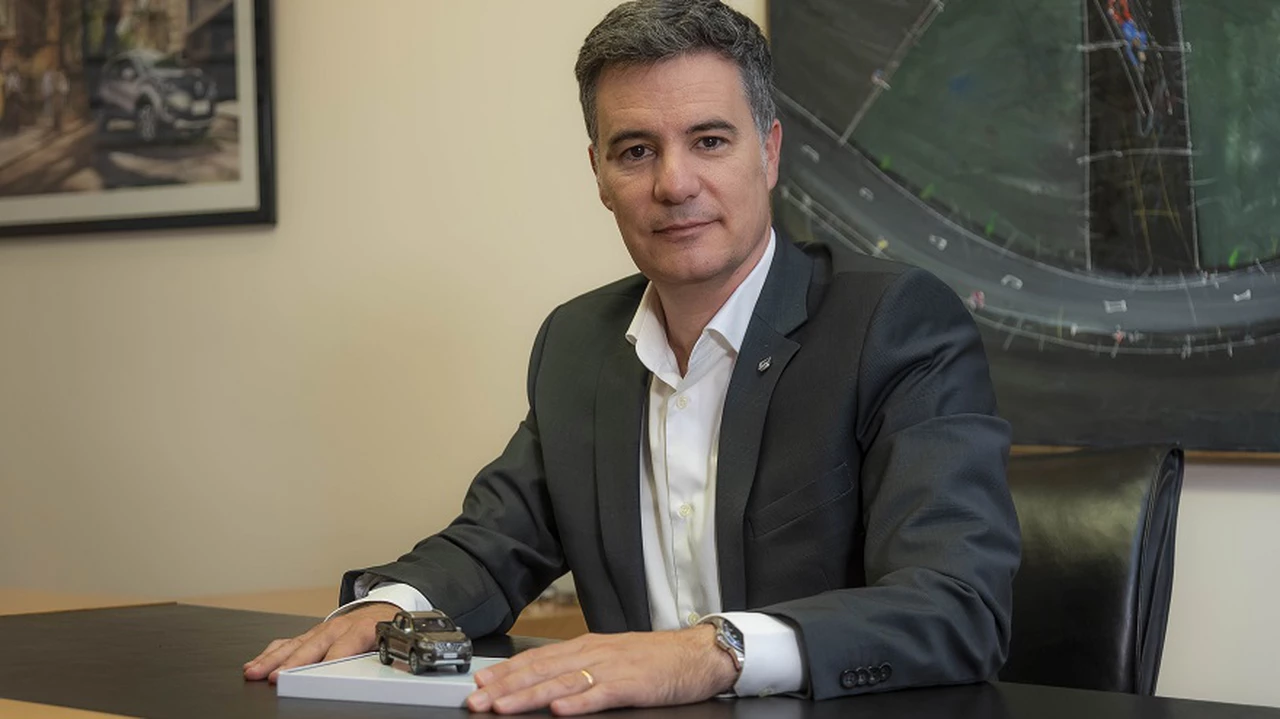 ¿Qué pasará con el negocio de los autos en la Argentina en 2021?: esto anticipa Pablo Sibilla, CEO de Renault