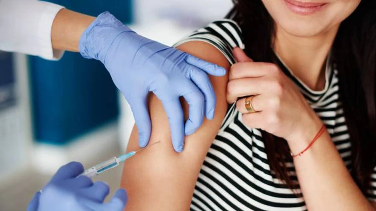 Coronavirus: ¿a quiénes no se les recomienda aplicarse la vacuna?