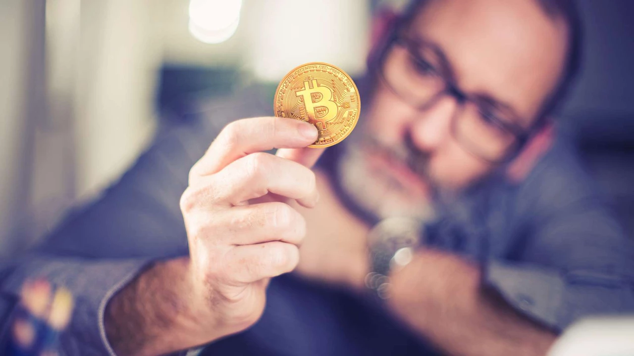 ¿Burbuja bitcoin a punto de explotar?:  el boom de las monedas digitales y qué hay detrás de la disparada de precios