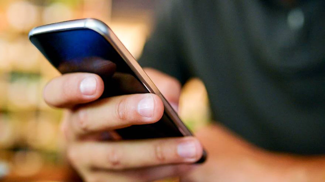 Confirman aumento en la telefonía móvil: cuánto más vas a tener que pagar por usar tu celular