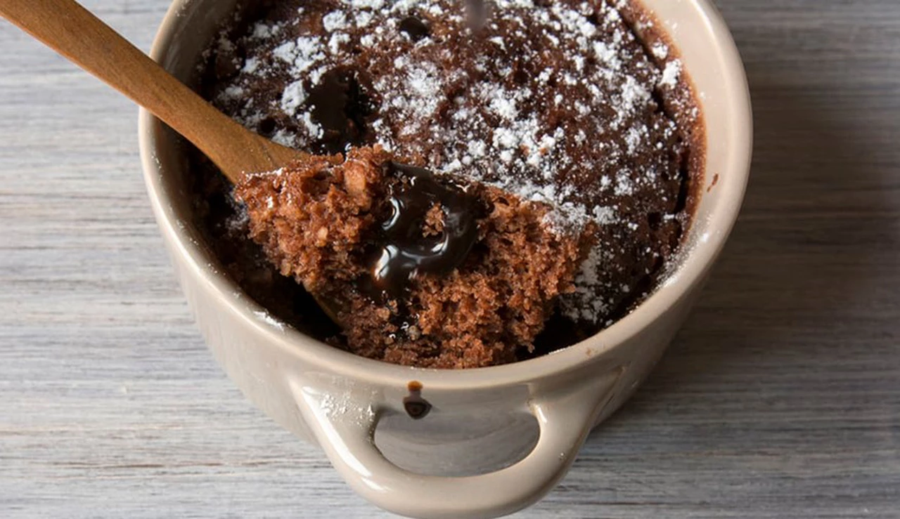 Brownie en taza: la receta perfecta para los principiantes de la cocina
