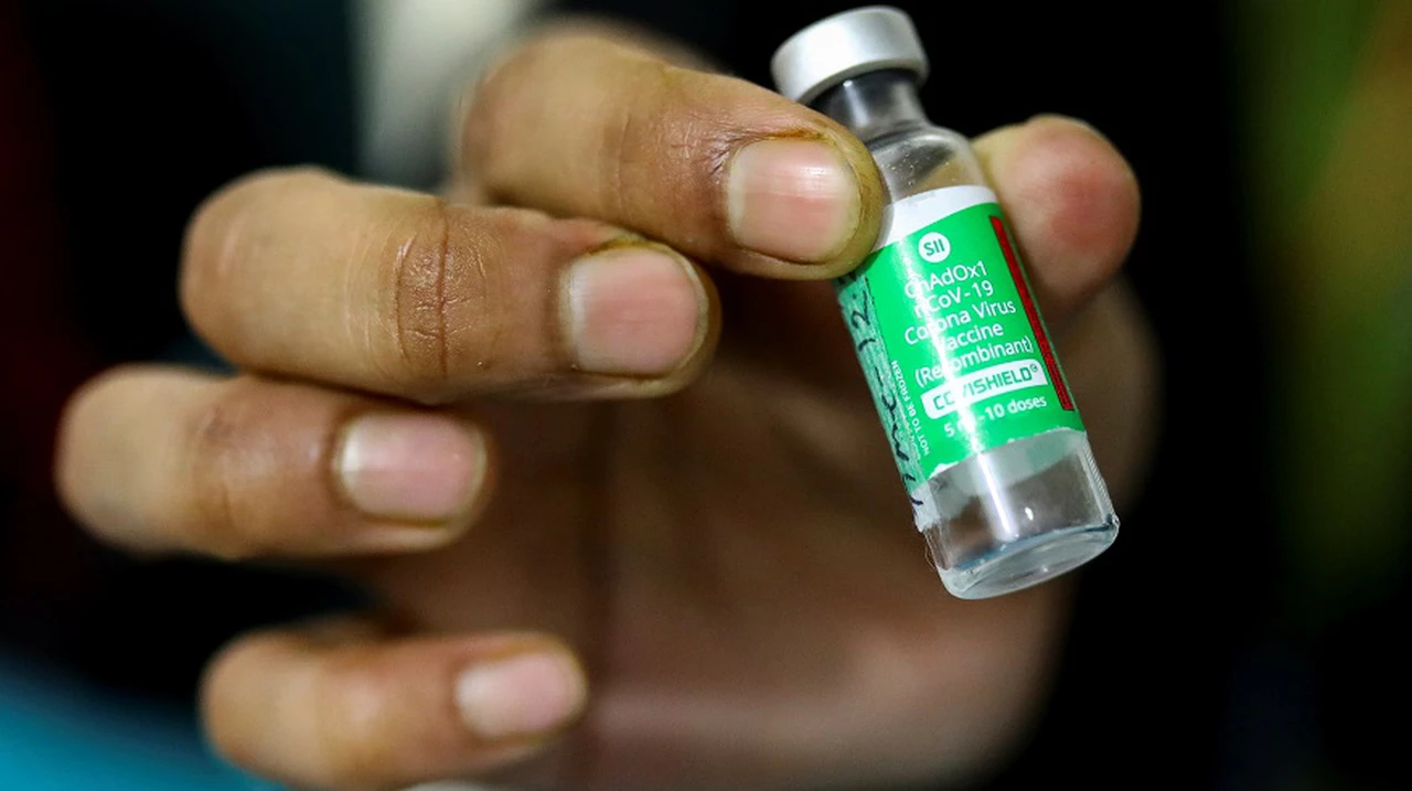 La semana que viene llegarán al país 580.000 dosis de la vacuna Covishield de AstraZeneca-Oxford producida en la India