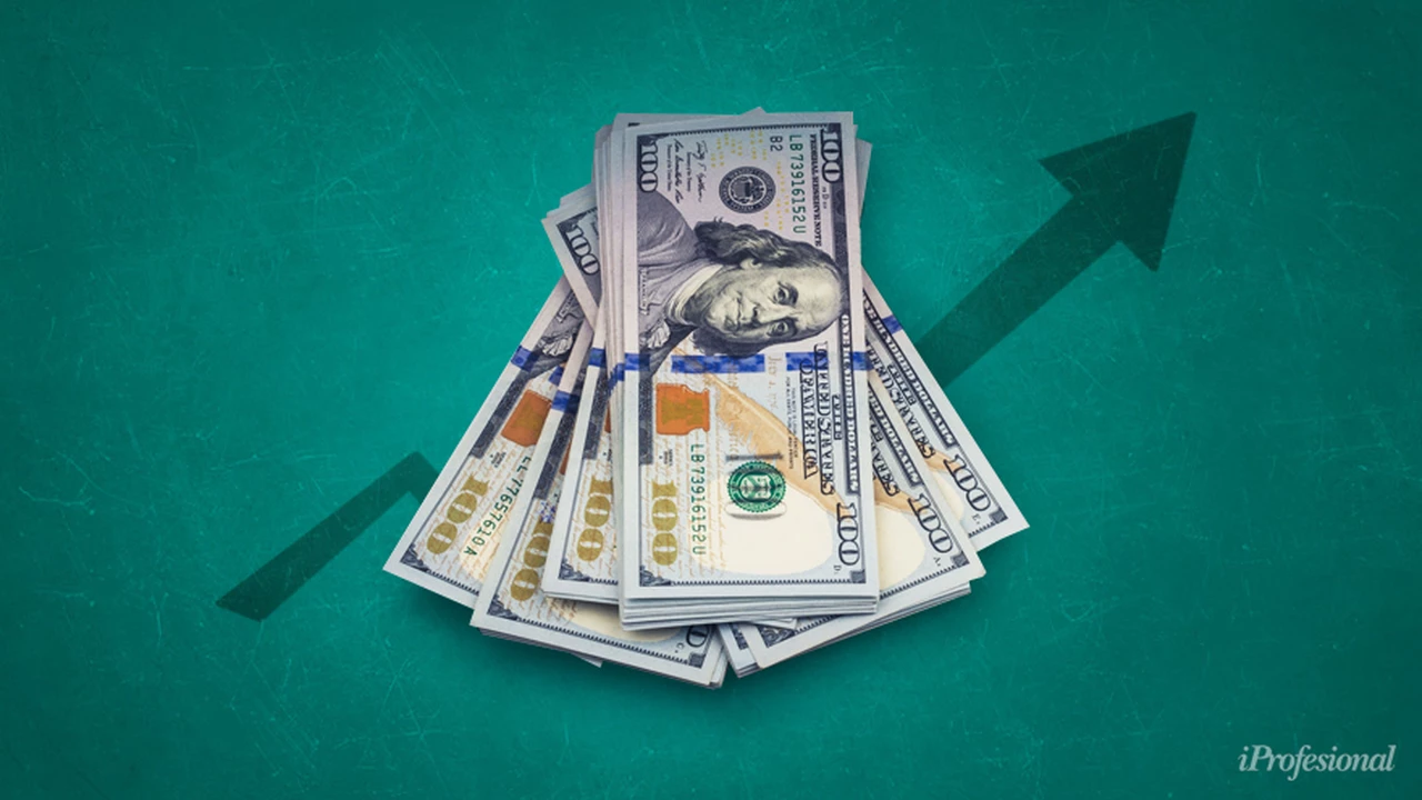 Alerta en la City: el dólar "contado con liqui" se disparó por encima de los $295: qué pasó con el blue y el oficial