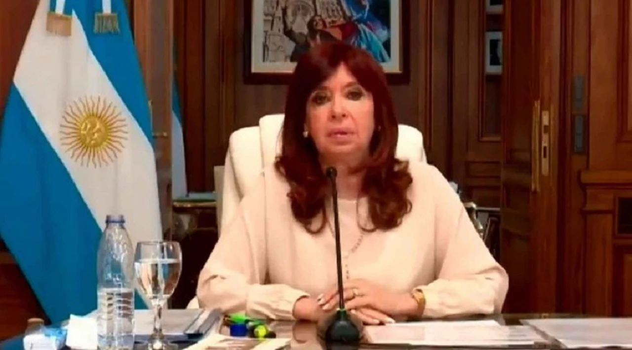 Dólar futuro: Cristina Kirchner cargó contra la Justicia y Macri, y afirmó que no pedirá su sobreseimiento