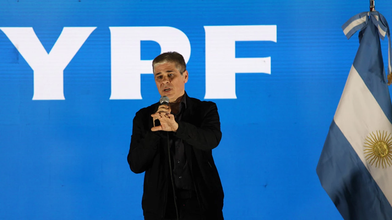 YPF invertirá más de u$s300 millones en Santa Cruz y sumará nuevos equipos de torre a sus operaciones