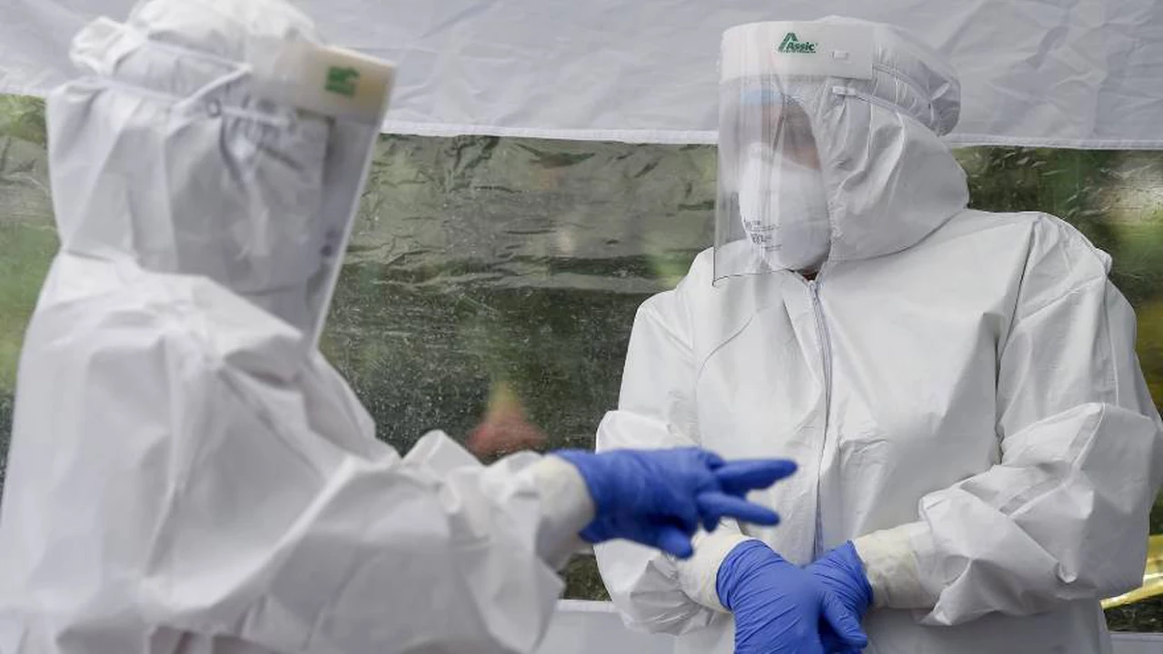 "La catástrofe del covid pudo haberse evitado": las conclusiones de expertos sobre la pandemia