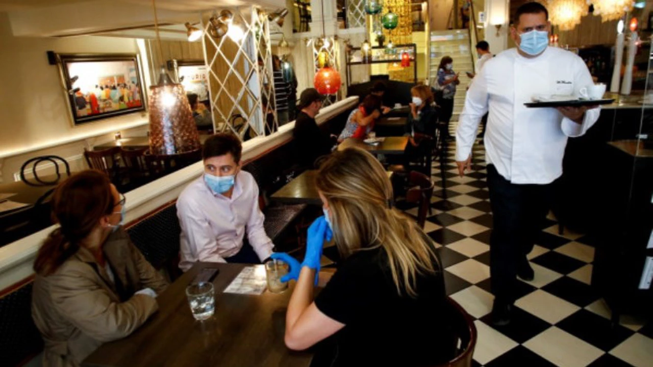 La Ciudad bajará impuestos a bares y restaurantes para paliar el efecto de las restricciones