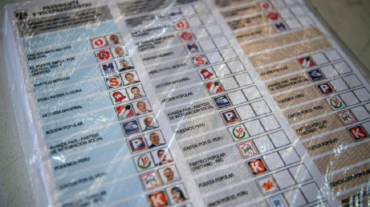 Elecciones en Perú: ajustada carrera para definir quienes pasan a segunda vuelta