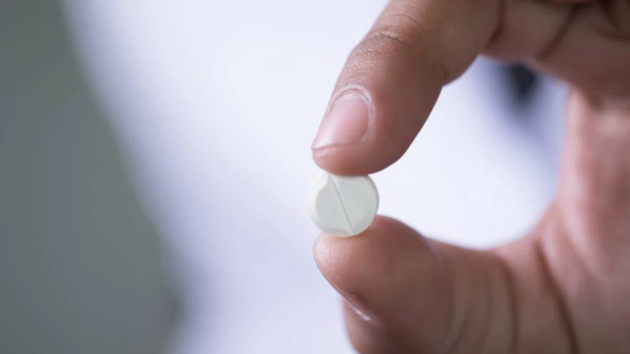 La verdad sobre tomar ibuprofeno o paracetamol para combatir la resaca