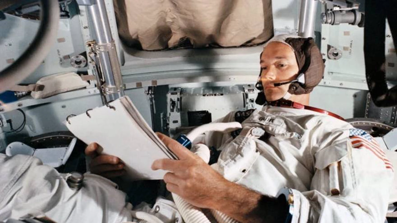 Murió Michael Collins, el astronauta olvidado que viajó en el Apollo 11, el cohete que llegó a la Luna