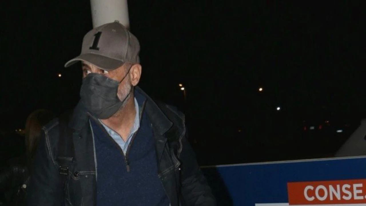 Video: Jorge Rial en el aeropuerto, momentos antes de partir a Miami para vacunarse