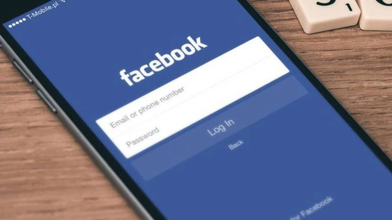Facebook: afirman que datos de millones de usuarios están a la venta en un foro de hackers