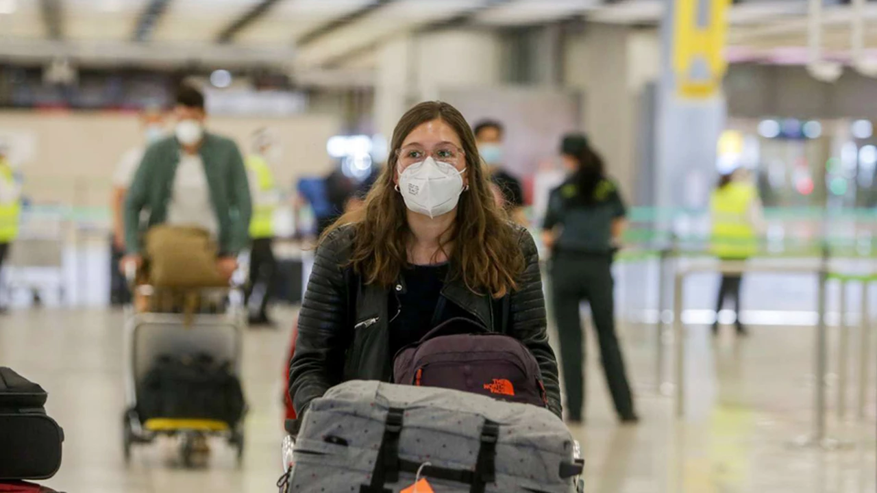 Advertencia del Gobierno: sin cancelación de vuelos "habrá colapso sanitario"