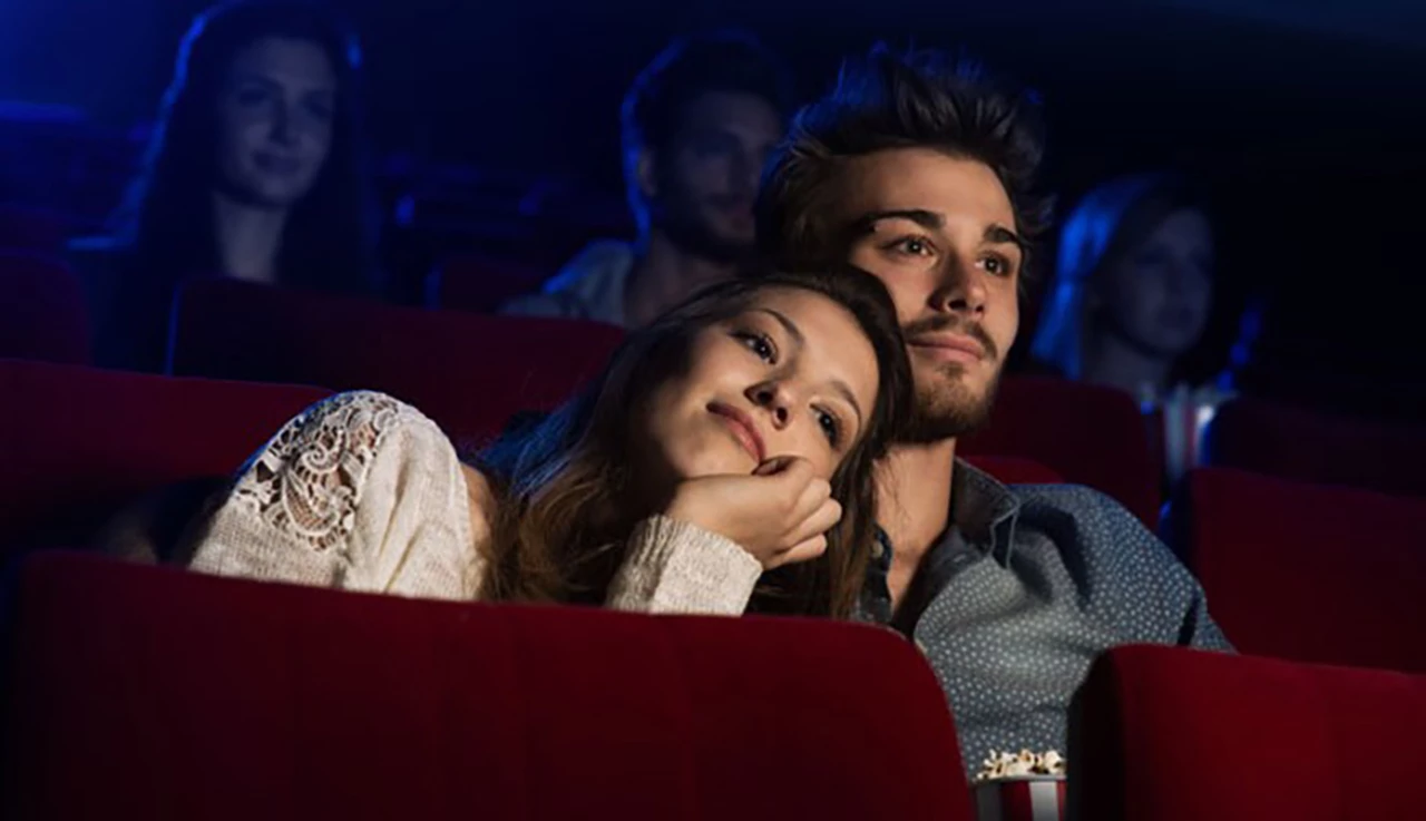 La vuelta del entretenimiento: ¿cuánto cuesta salir con tu pareja al cine o al teatro?