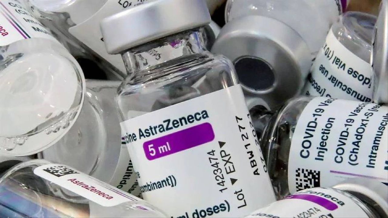 Coronavirus: llegan más de 800 mil vacunas AstraZeneca donadas por España