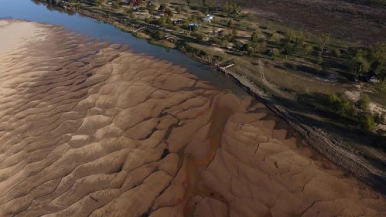 Preocupación por la bajante récord del río Paraná: se estima que continúe hasta diciembre