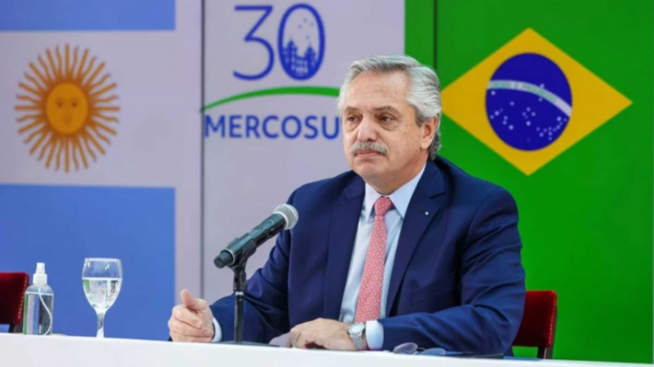 En tensa cumbre, Alberto Fernández advirtió a los socios del Mercosur: "Nadie se salva solo"