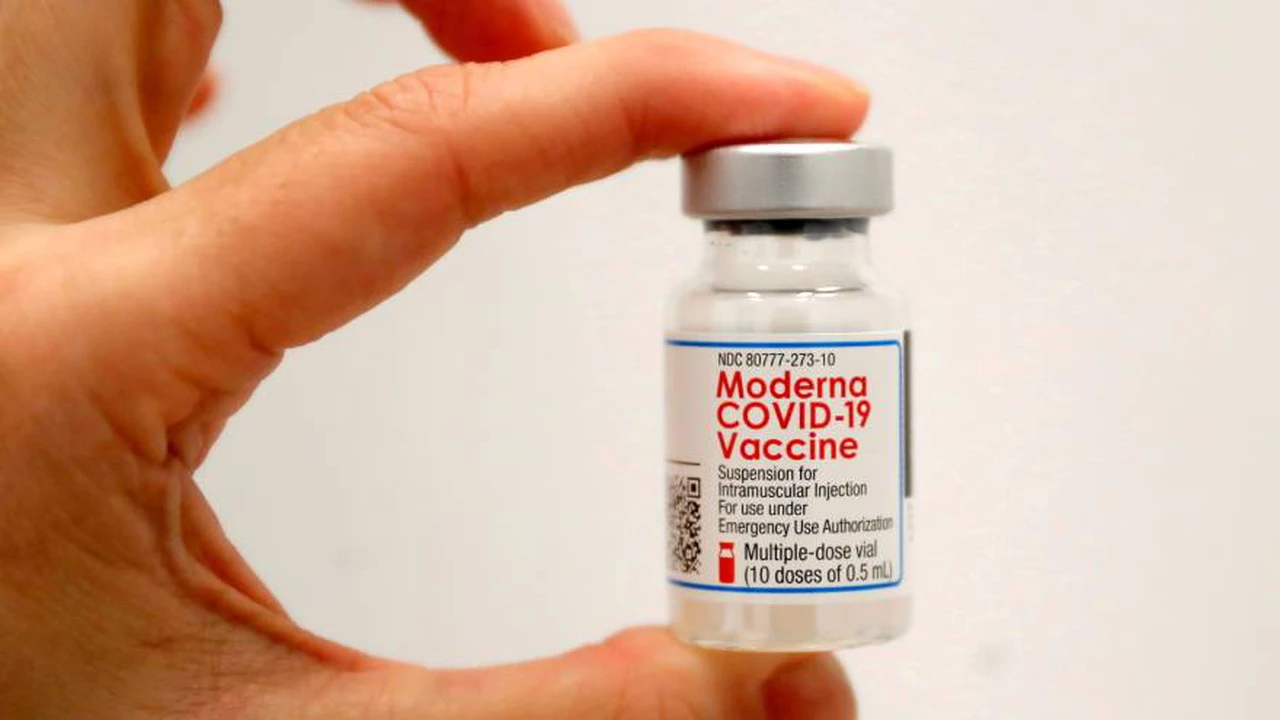 Moderna: será necesaria una tercera dosis de su vacuna antes de fin de año