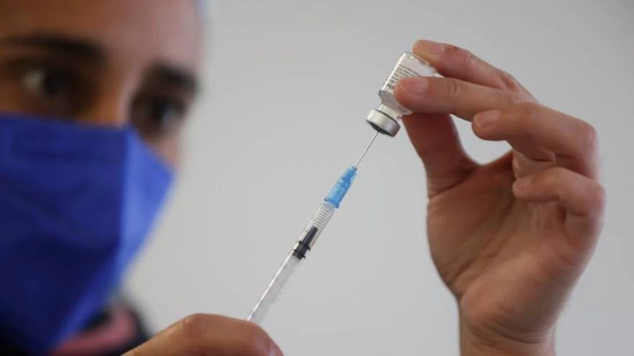 ¿Las vacunas protegen contra la variante Delta de coronavirus? Un estudio responde esta pregunta