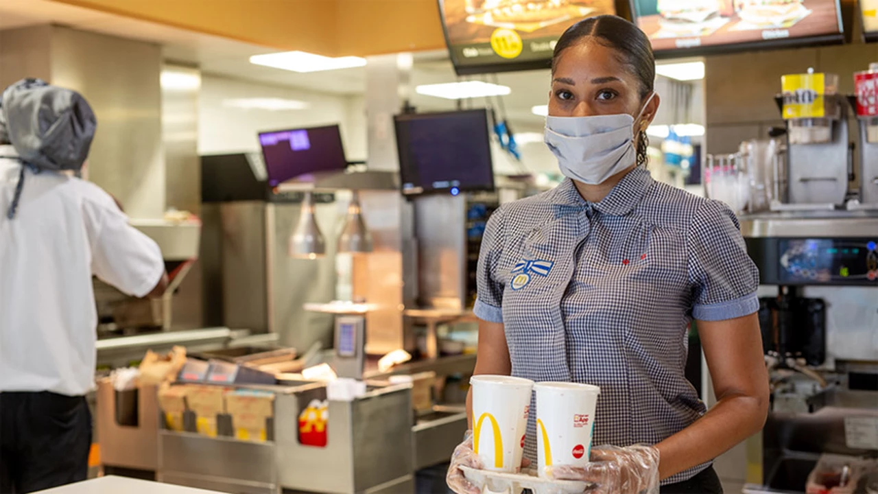 Locales sustentables y reducción de plásticos, la "receta del futuro" de McDonald’s