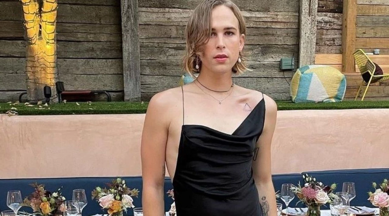 Tommy Dorfman, de "13 Reasons Why", anuncia que es una mujer transgénero