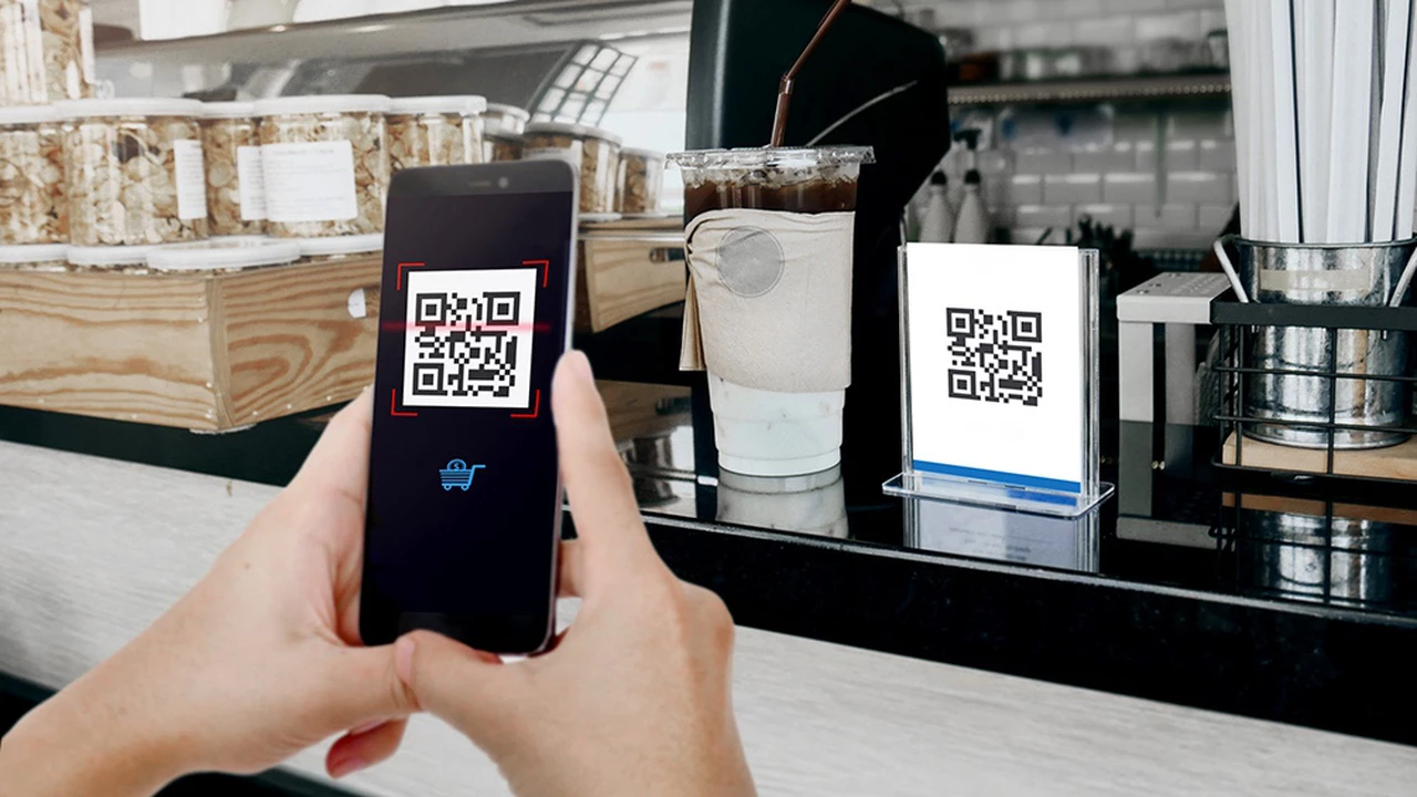 Desde el lunes se podrá usar cualquier billetera digital para pagar en todos los códigos QR del país