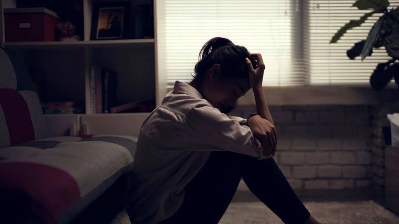 ¿Qué es la depresión, cuáles son sus causas y cómo se manifiesta?