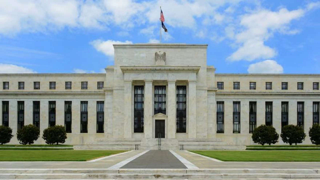 La FED anunciaría hoy una nueva suba de las tasas de interés de referencia