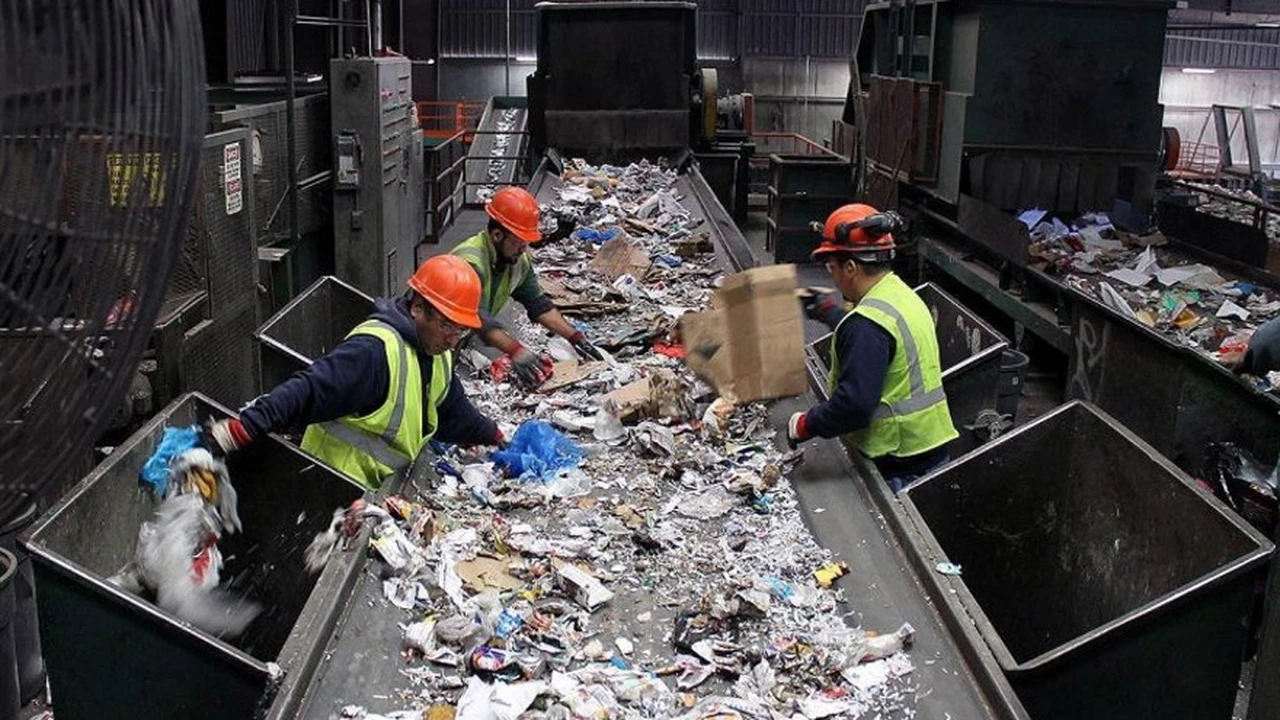 El Gobierno bonaerense quiere regular la gestión de los residuos especiales, ¿cómo lo hará?