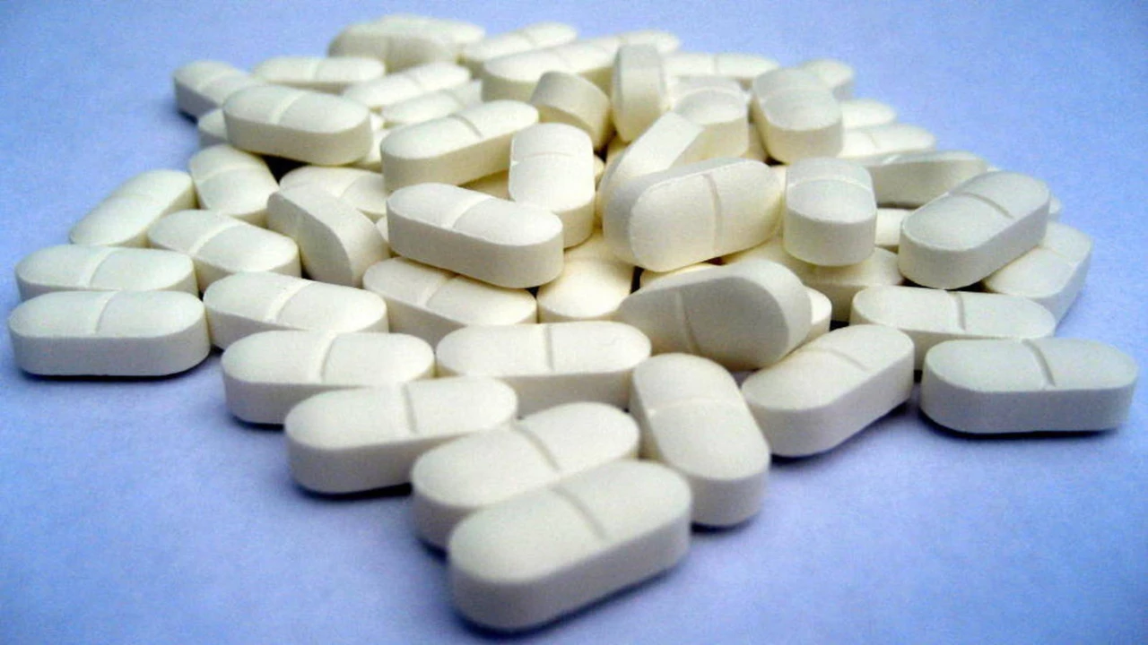 Alerta: ANMAT prohibió y quitó de circulación una marca de la droga Ibuprofeno