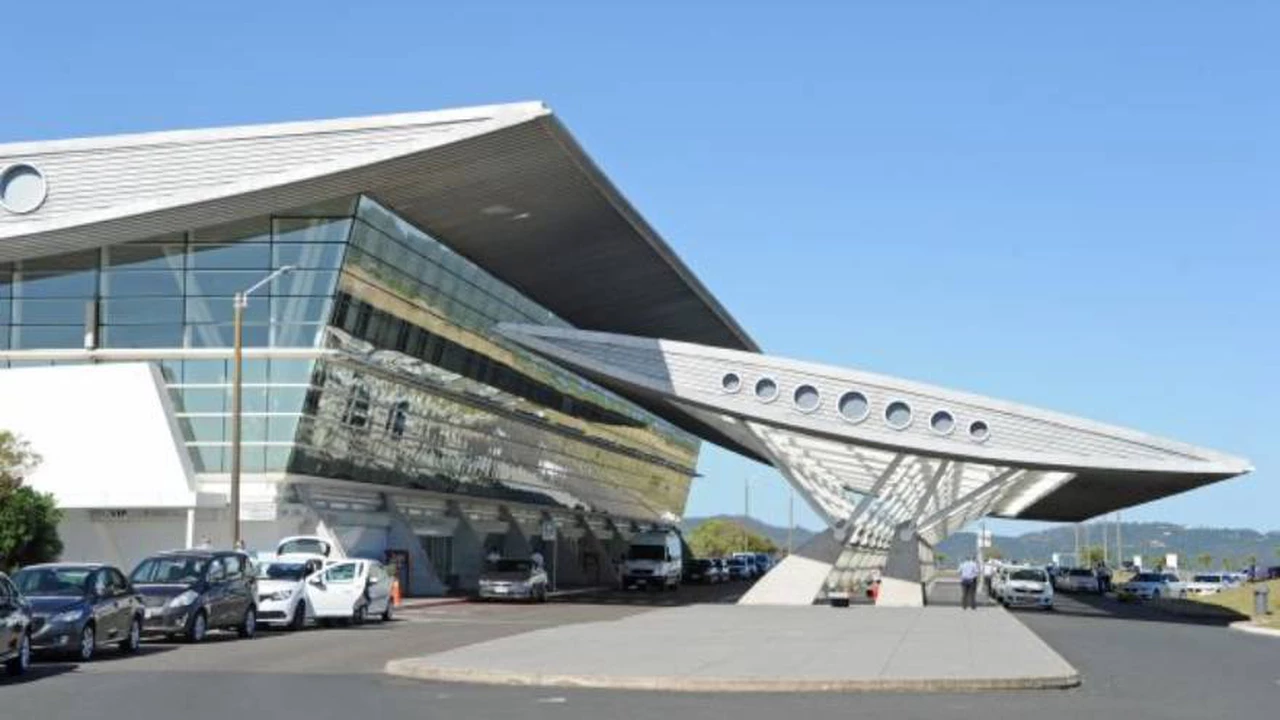 El aeropuerto de Punta del Este volvió a recibir vuelos regulares después de 18 meses