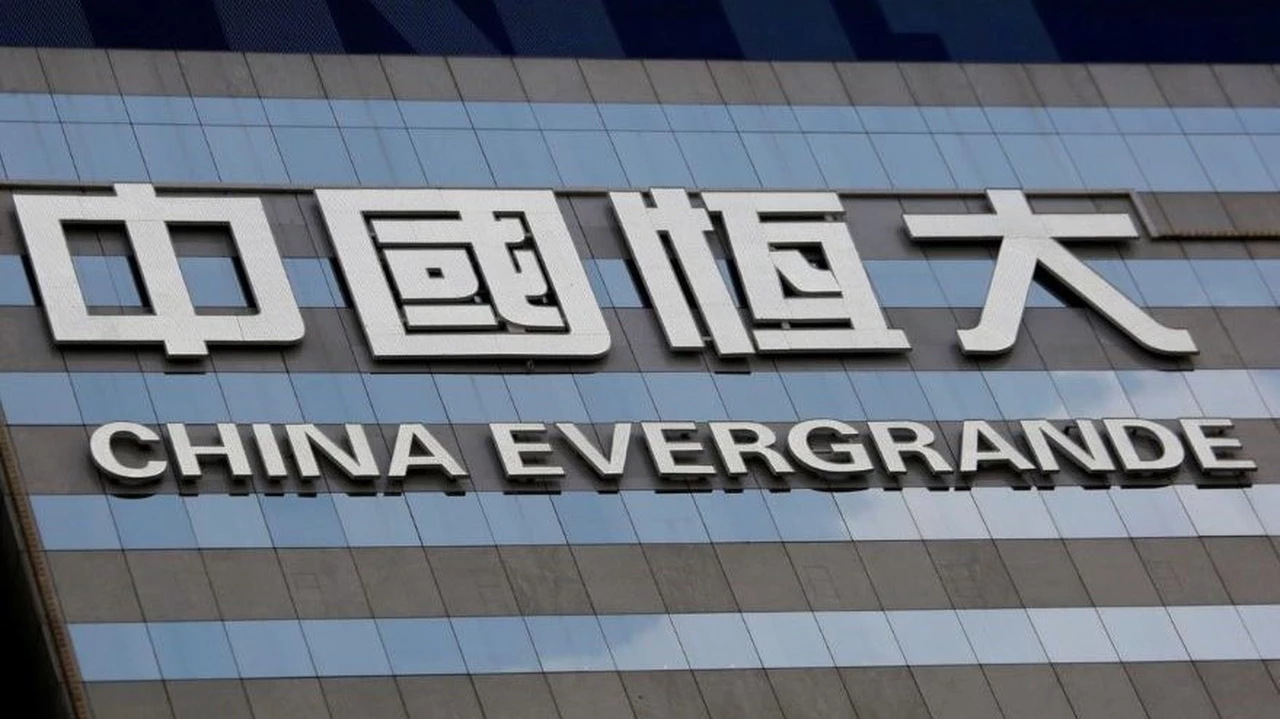 Colapso de Evergrande en China: cómo puede repercutir en la economía argentina