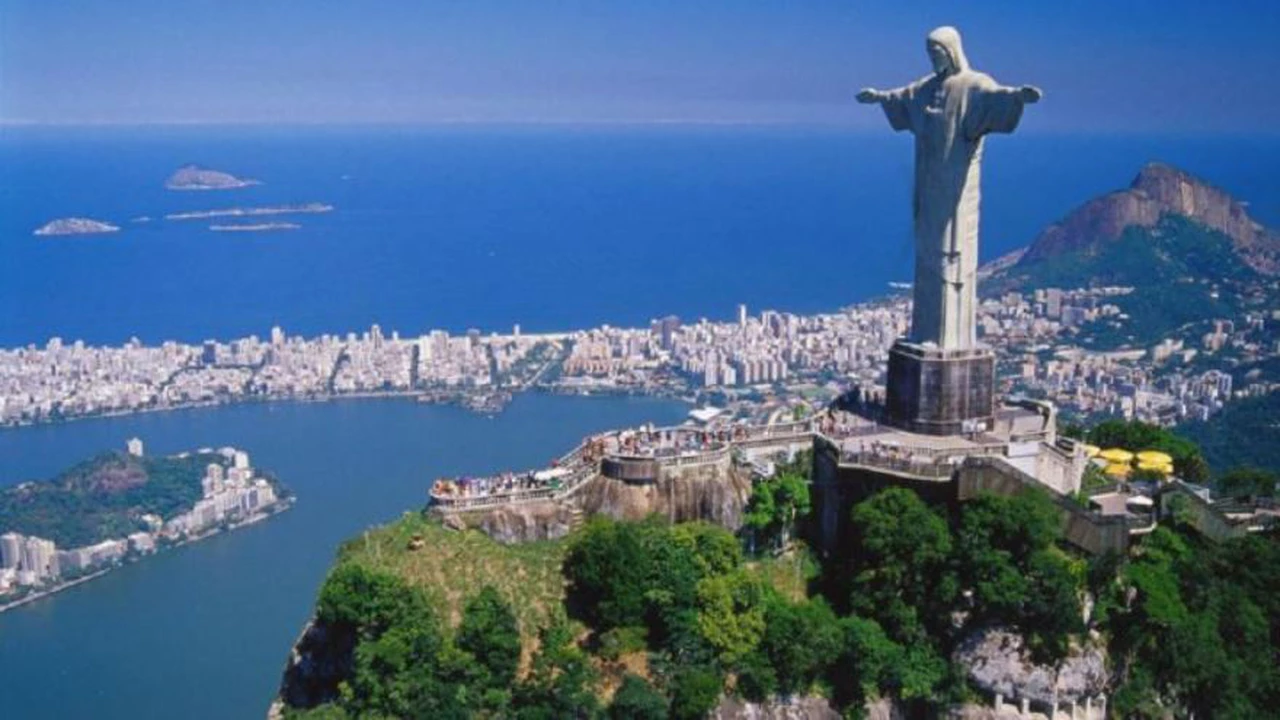 ¿Pensás ir de vacaciones a Brasil?: esto sale viajar y alojarse este verano en el país vecino