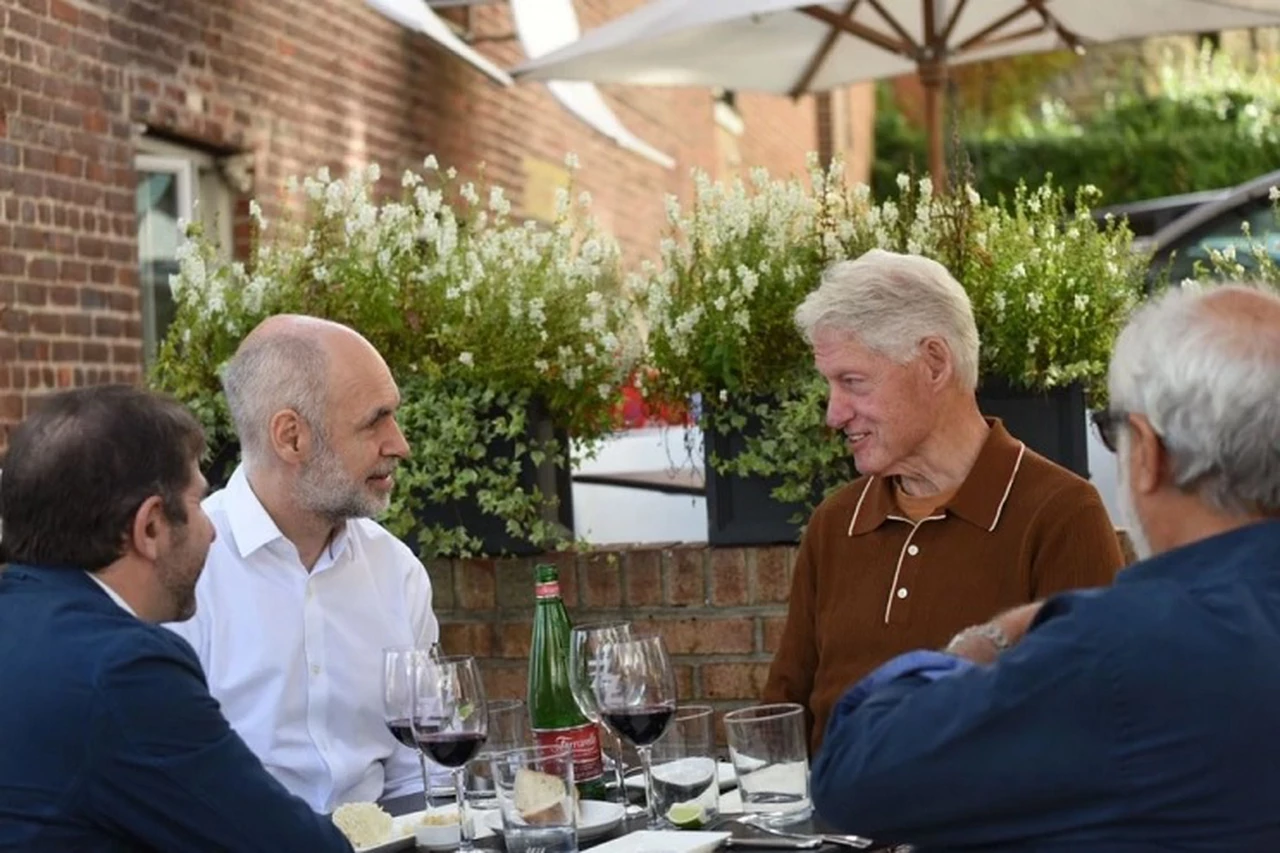 Rodríguez Larreta almorzó con Clinton en Nueva York y estrecha lazos con el ala demócrata