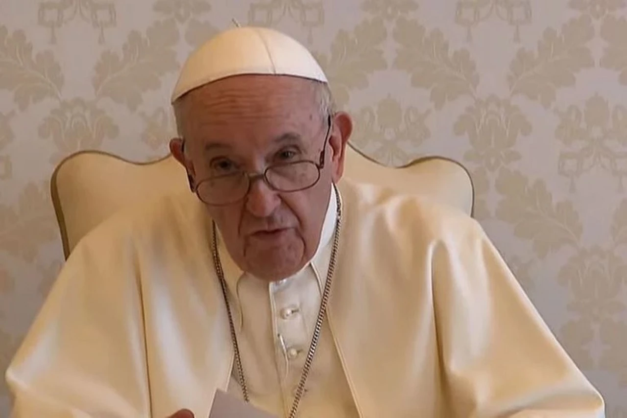 El papa Francisco en IDEA: "No se puede vivir de subsidios"