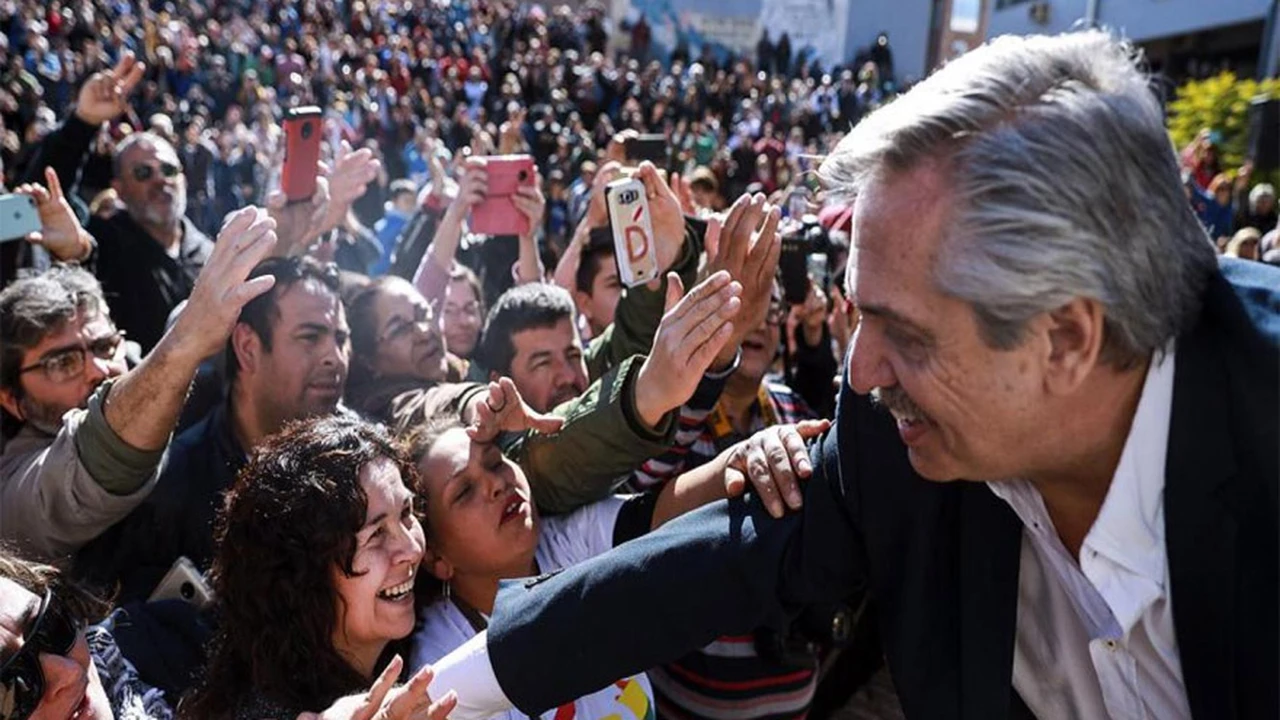 17 de octubre: Alberto Fernández ahora llamó a movilizarse "a todas las plazas" del país