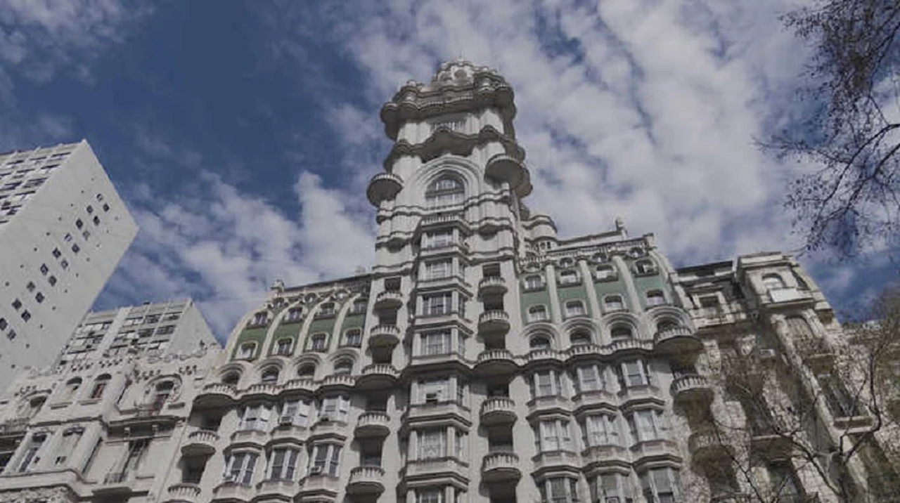 El Palacio Barolo cumple 100 años: único faro urbano de la Ciudad de Buenos Aires