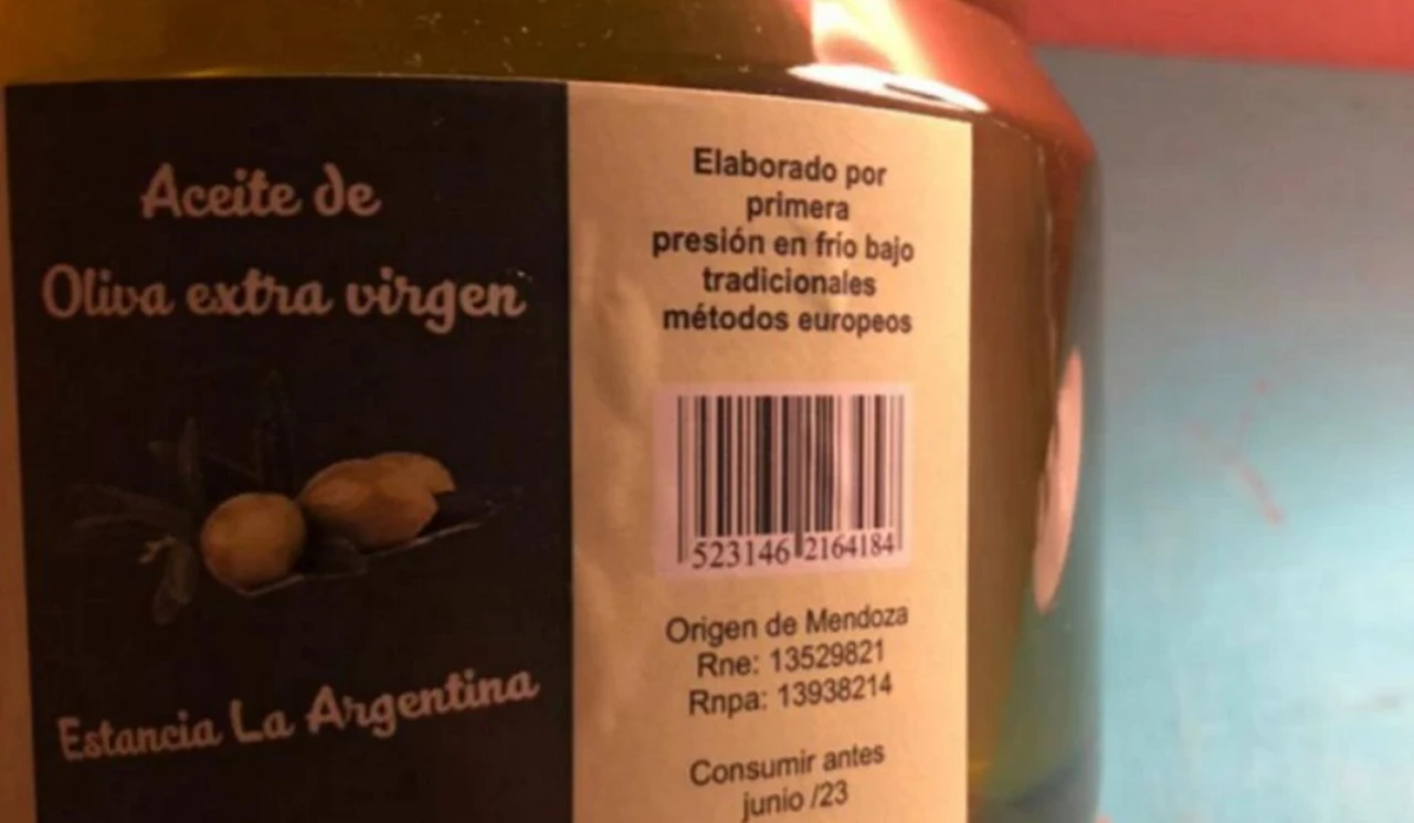 La Anmat prohibió un aceite de oliva: cuál es y por qué se considera "ilegal"