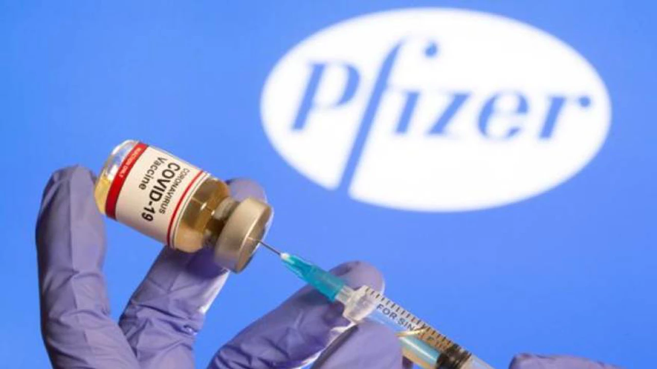 Pfizer advierte que la pandemia podría extenderse hasta 2024