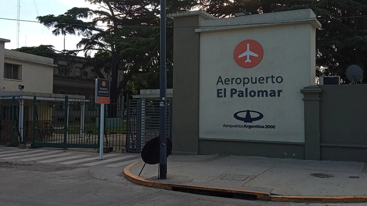 En fotos, El Palomar a un año del cierre: en qué estado está el aeropuerto que fue base "low cost" y cuál es su actividad