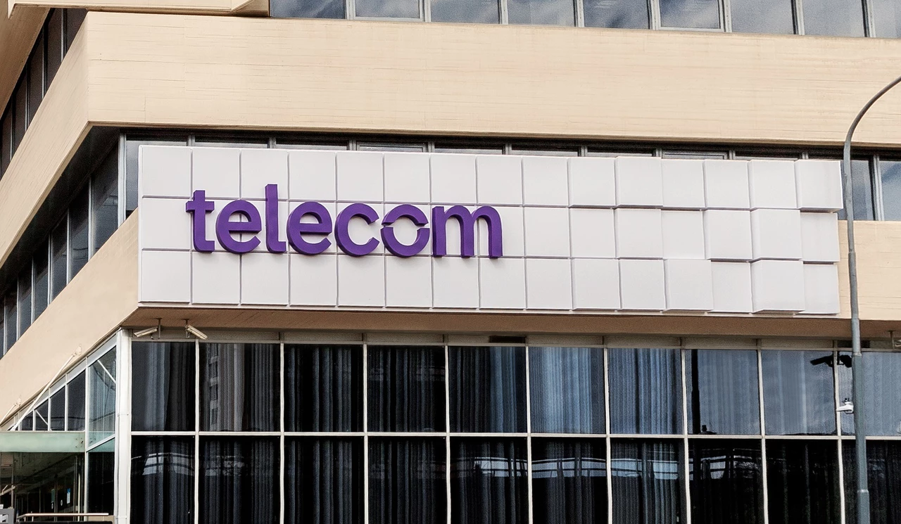 Telecom busca empleados en Argentina con sueldos de hasta 500.000 pesos
